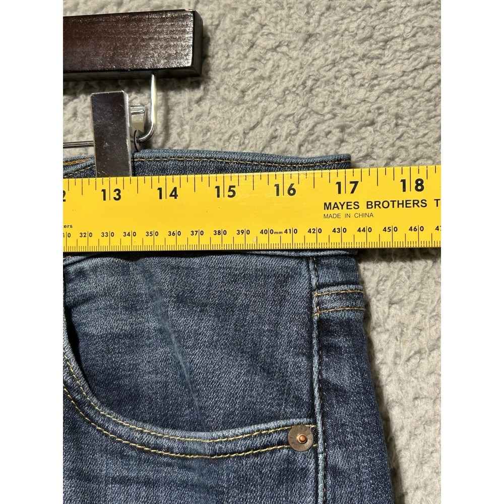 Lucky Brand 110 Slim Jeans Mens 32x30 Blue Medium Wash Excellent Stretch Denim - Picture 4 of 15